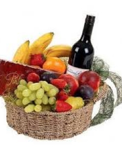 6 items Fresh Fruit Basket w/ Sparkling juice & chocolate box
